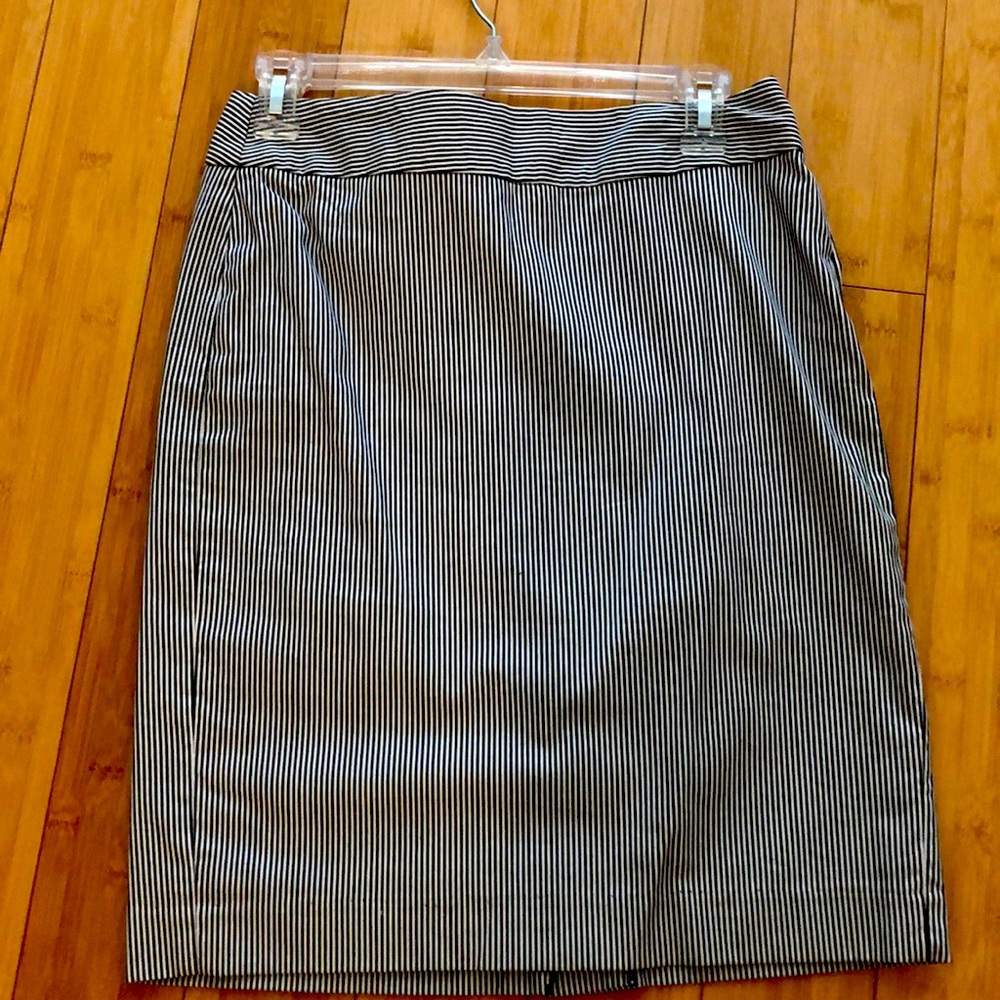 Banana republic pinstripe skirt